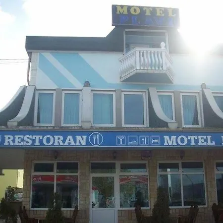 Plavi Motel 2*
